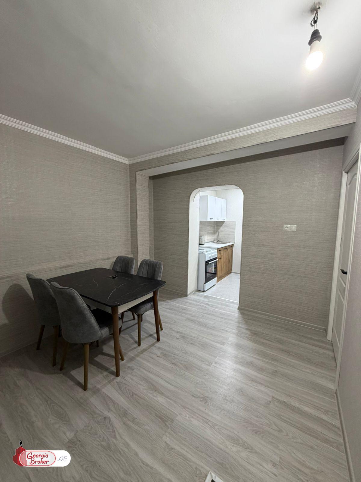 იყიდება ახალი გარემონტებული 3 ოთახიანი ბინა